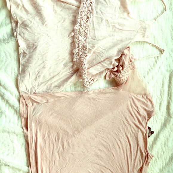 Super cute pink tops with feminine detailing (S). - Picture 1 of 2